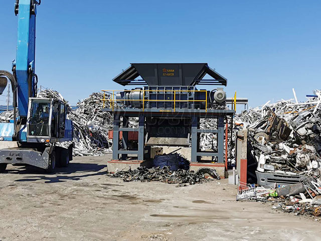 廢舊金屬回收項目需要九龍金屬撕碎機